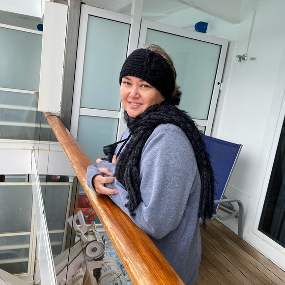 Meet your Posher, Suzanne - Picture 1 of 1